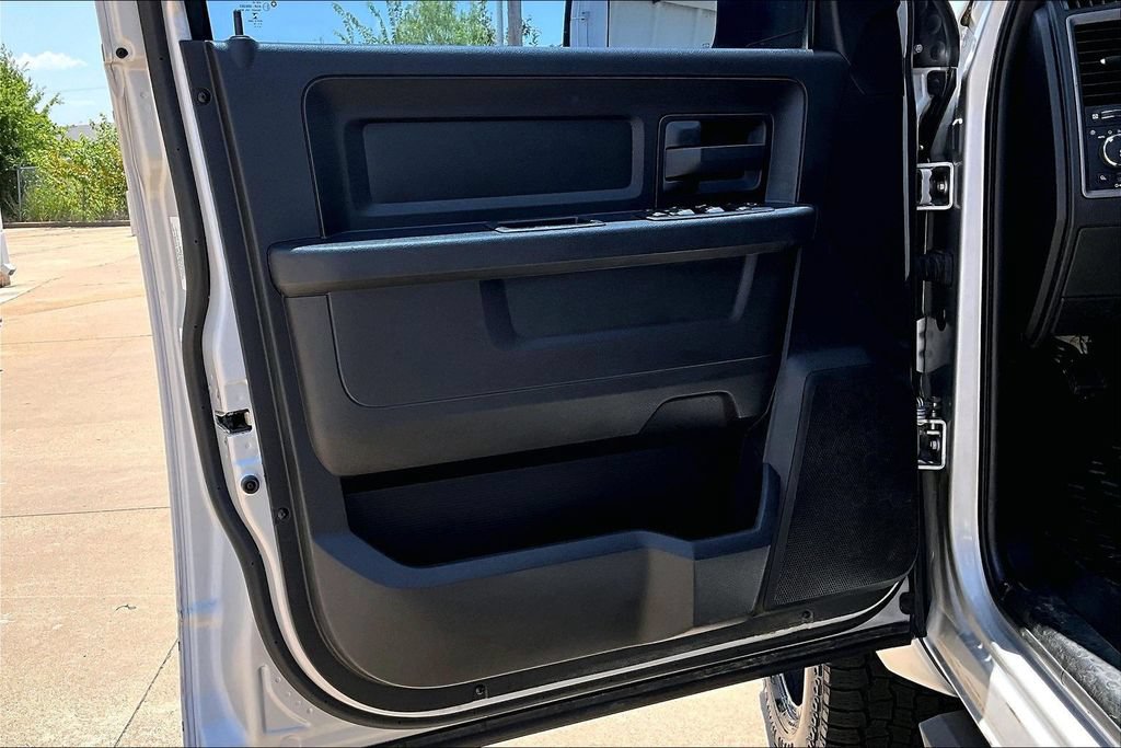 Used 2014 RAM 1500 Express AWD/4WD image 19