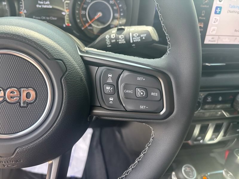 Used 2026 Jeep Wrangler Sport AWD/4WD image 22