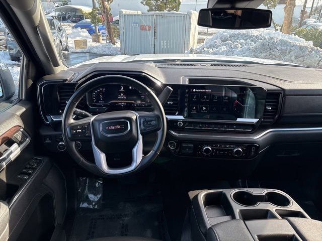 Certified 2025 GMC Sierra 1500 SLT image 32