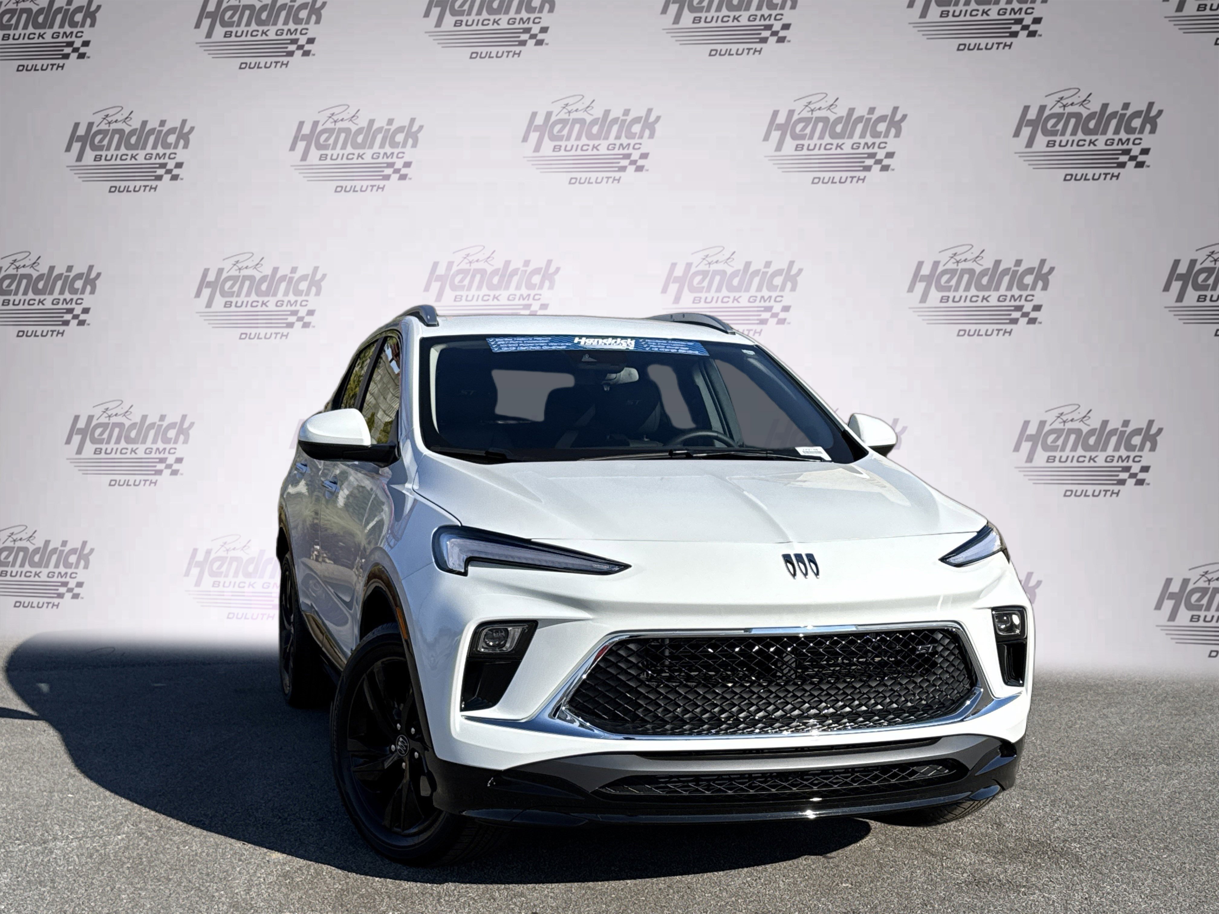 Used 2026 Buick Encore GX Sport Touring w/ Comfort Package image 2