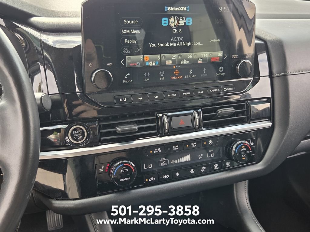 Used 2022 Nissan Pathfinder SL w/ Lighting Package (N92) FWD image 18
