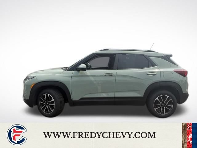 Used 2025 Chevrolet TrailBlazer LT AWD/4WD image 8