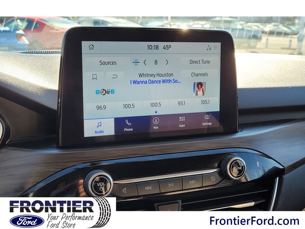 Used 2020 Ford Escape Titanium image 22