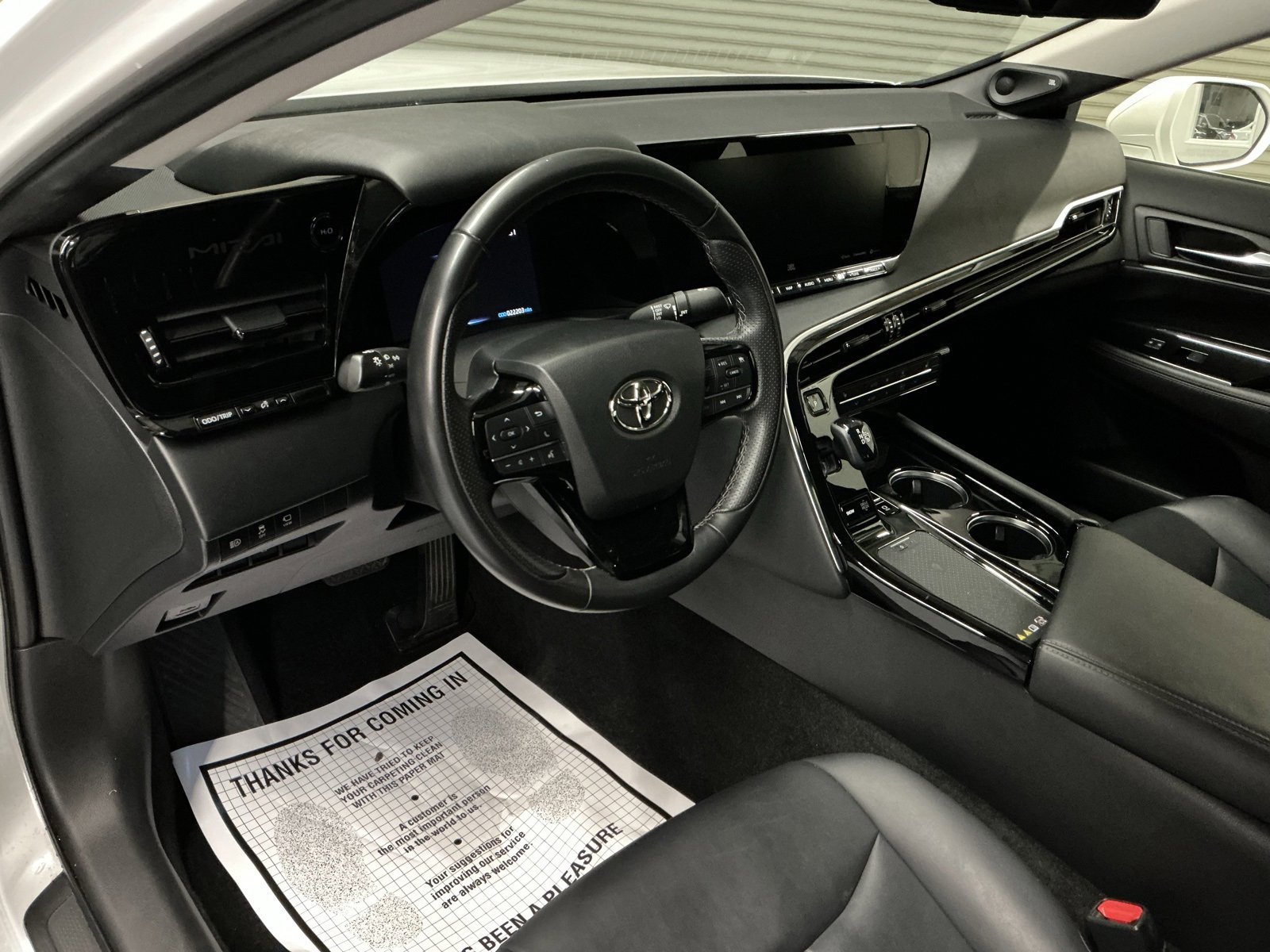 Used 2022 Toyota Mirai XLE image 9