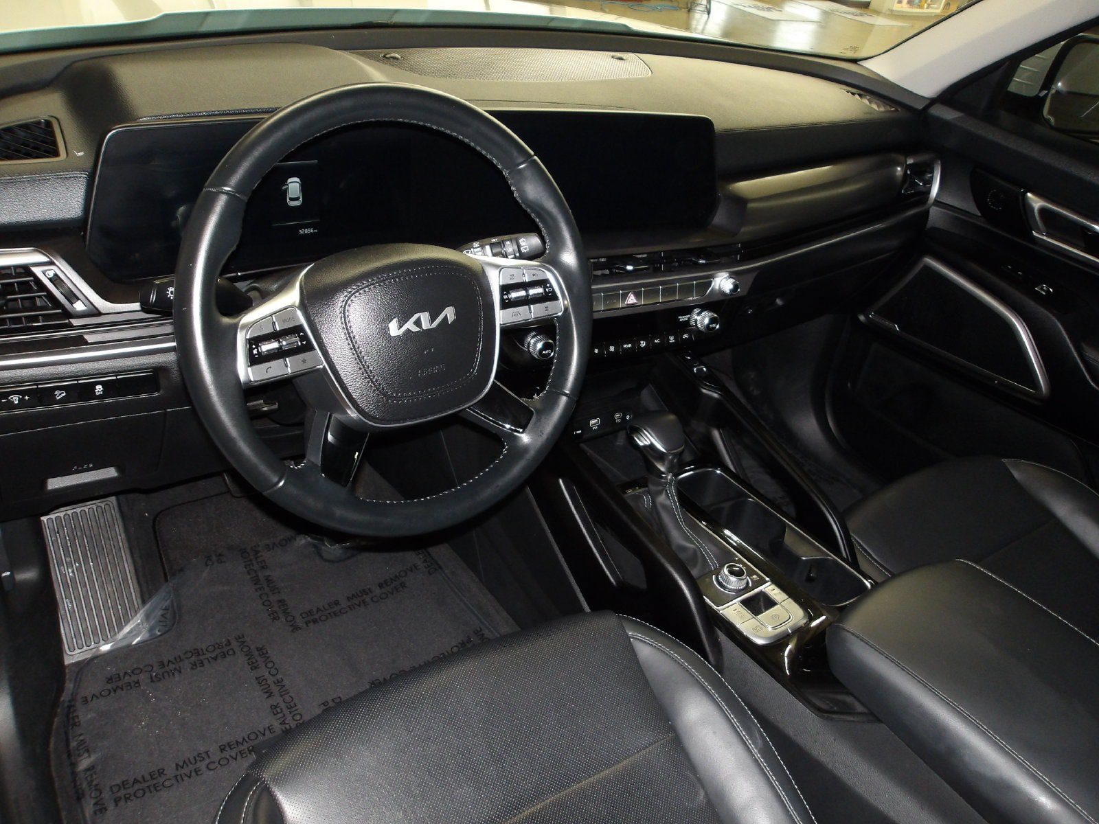 Used 2024 Kia Telluride S AWD/4WD image 7