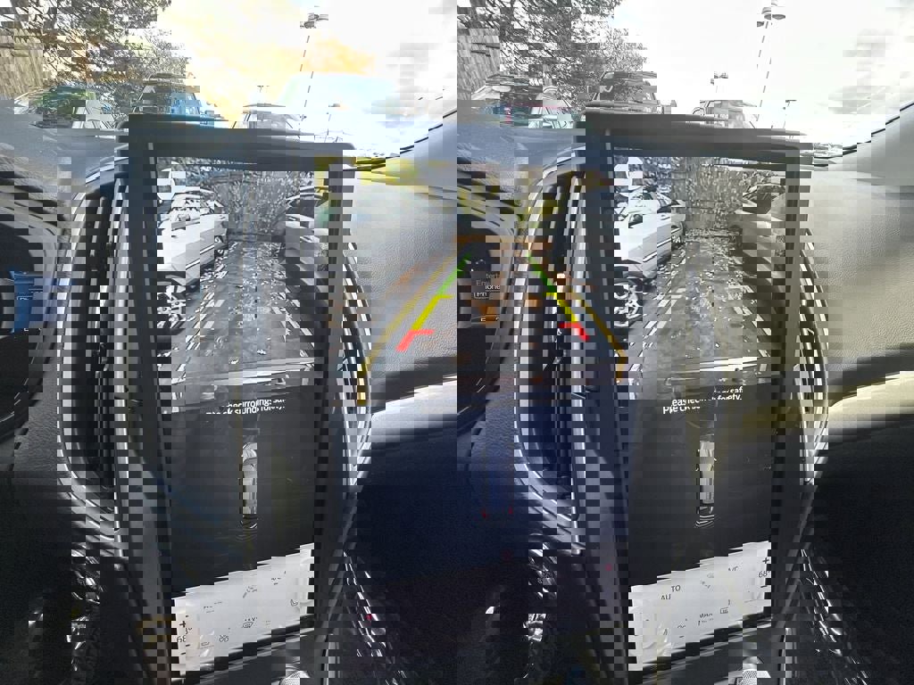 Used 2023 Ford Edge SEL AWD/4WD image 18