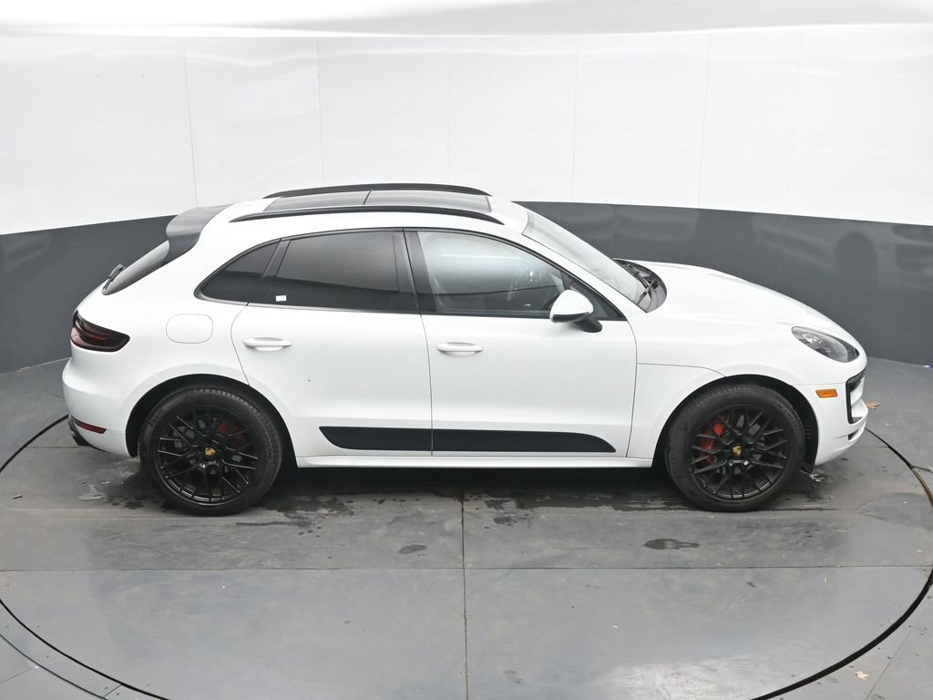 Used 2018 Porsche Macan GTS w/ Premium Package Plus image 32