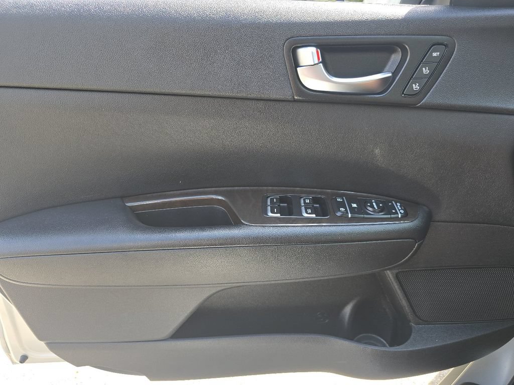 Used 2016 Kia Optima EX FWD image 21