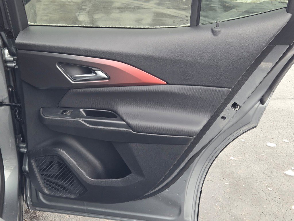 New 2026 Chevrolet Equinox EV RS image 8