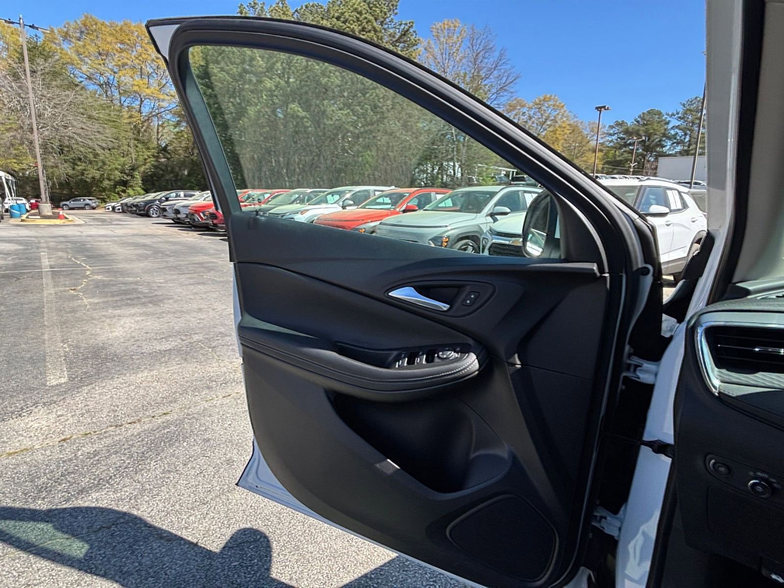 Used 2025 Buick Encore GX Preferred image 18