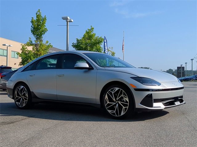 Used 2023 Hyundai Ioniq 6 SEL w/ Cargo Package image 3