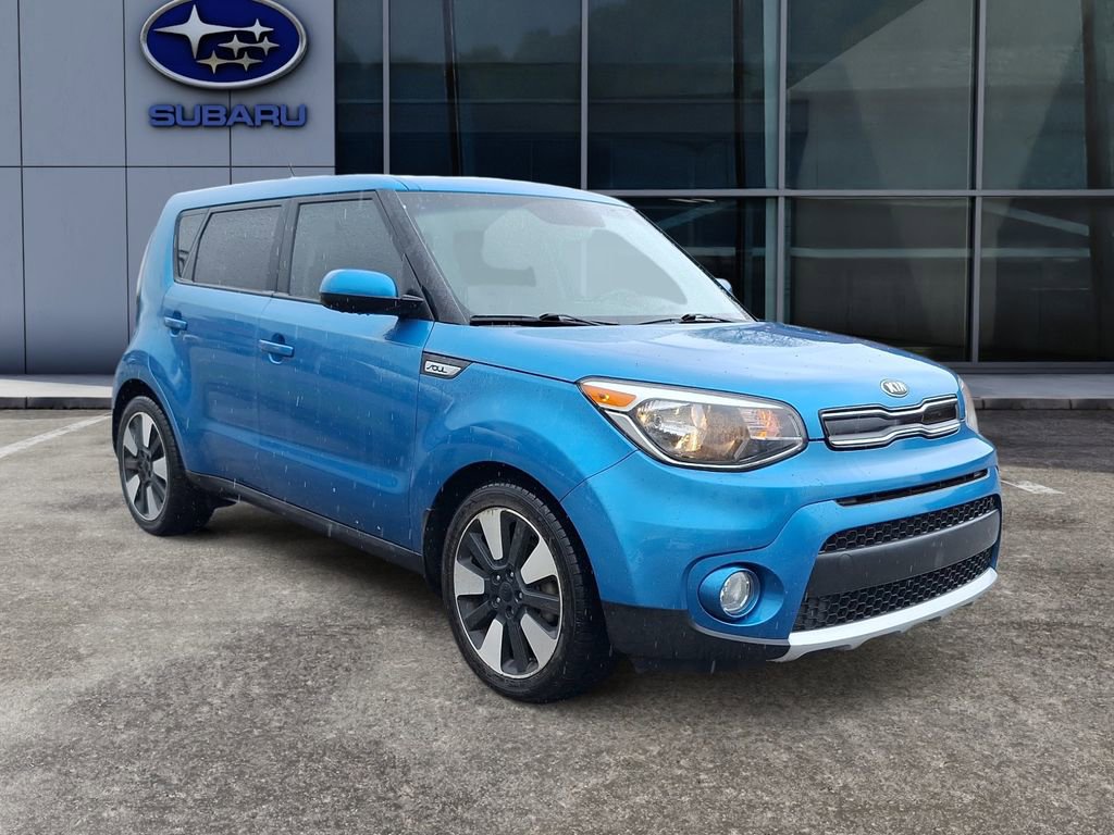 Used 2017 Kia Soul + w/ Designer's Package image 2