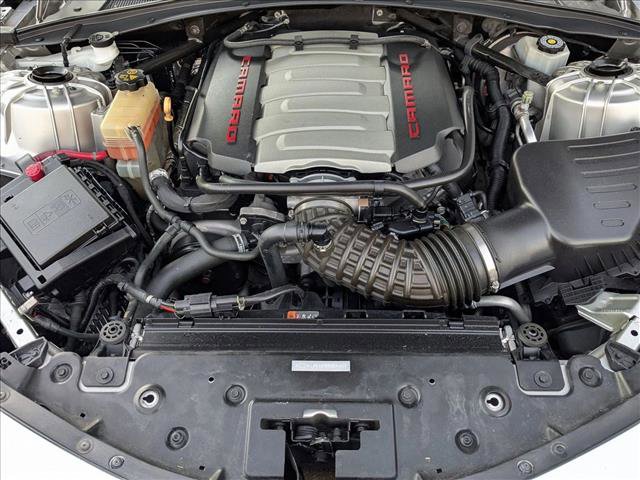 Used 2018 Chevrolet Camaro SS image 23