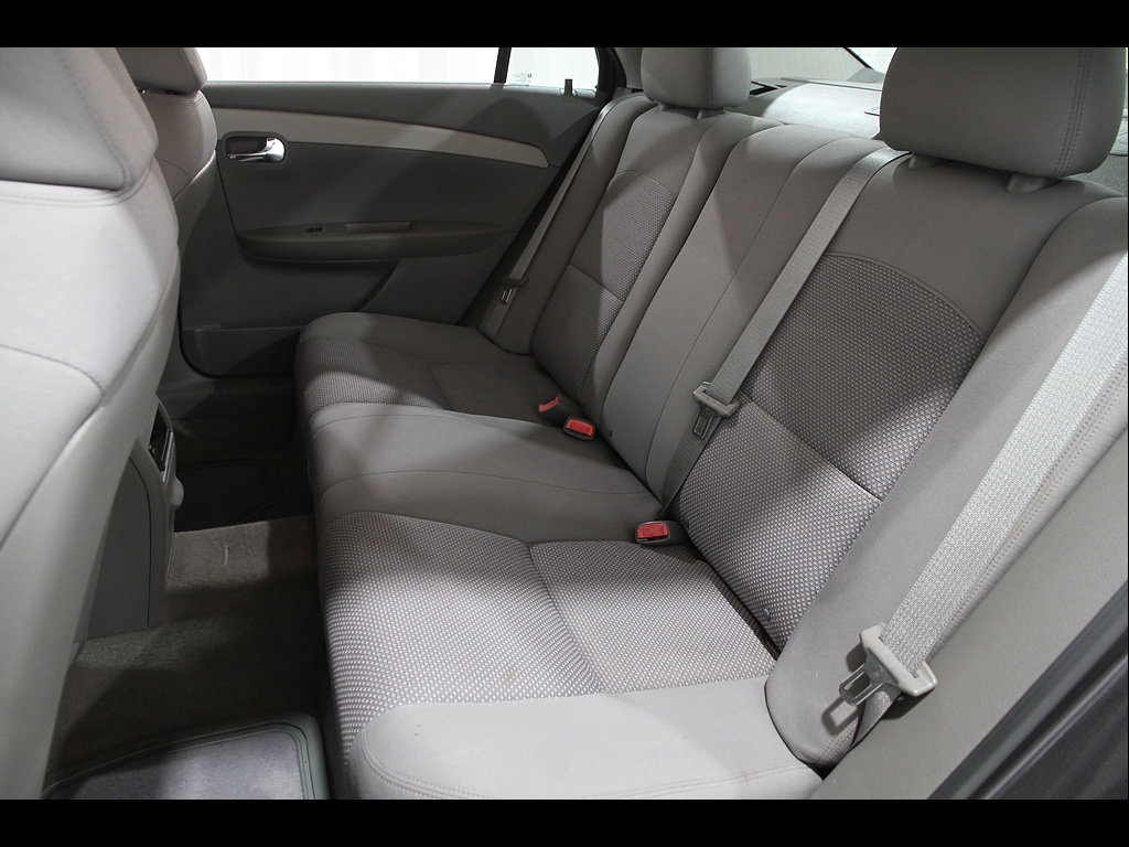 Used 2011 Chevrolet Malibu LS FWD image 14