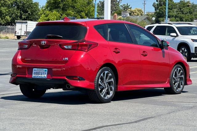 Used 2018 Toyota Corolla iM w/ All-Weather Mat Package FWD image 4