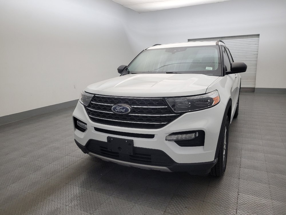 Used 2023 Ford Explorer XLT w/ Equipment Group 202A RWD image 15