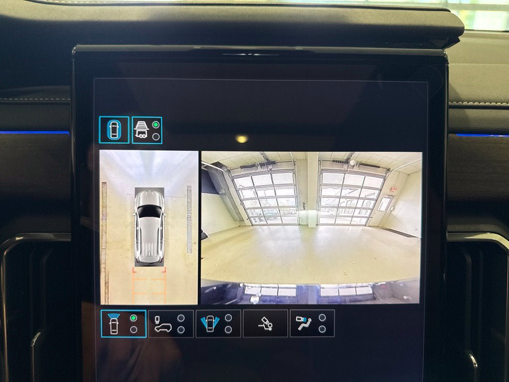 New 2027 GMC Acadia Denali Ultimate w/ LPO, Floor Liner Package AWD/4WD image 42