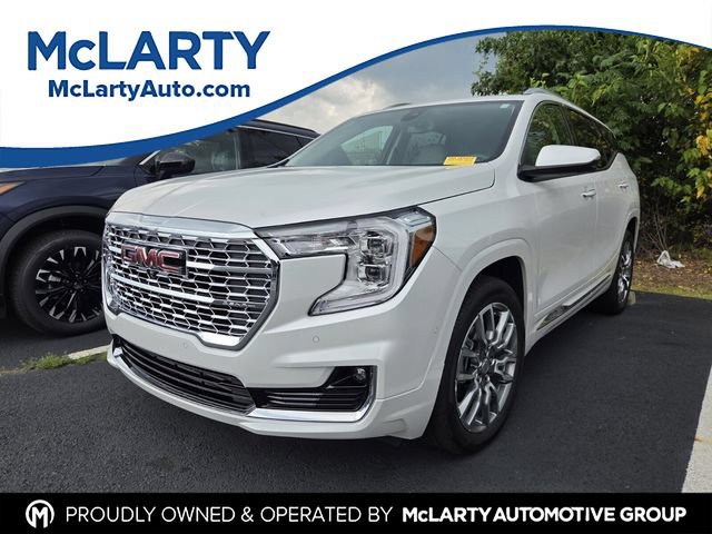 Used 2024 GMC Terrain Denali w/ Denali Premium Package