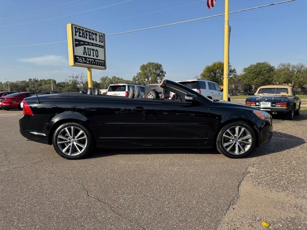 Used 2012 Volvo C70 T5 image 3