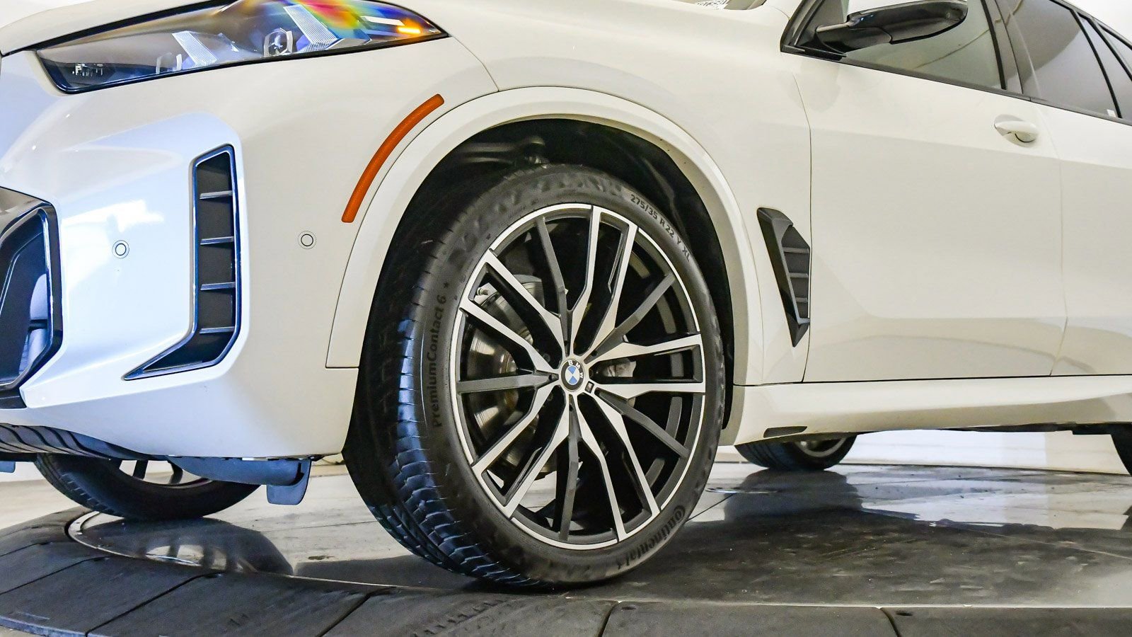 Certified 2024 BMW X5 xDrive40i w/ M Sport Package image 10