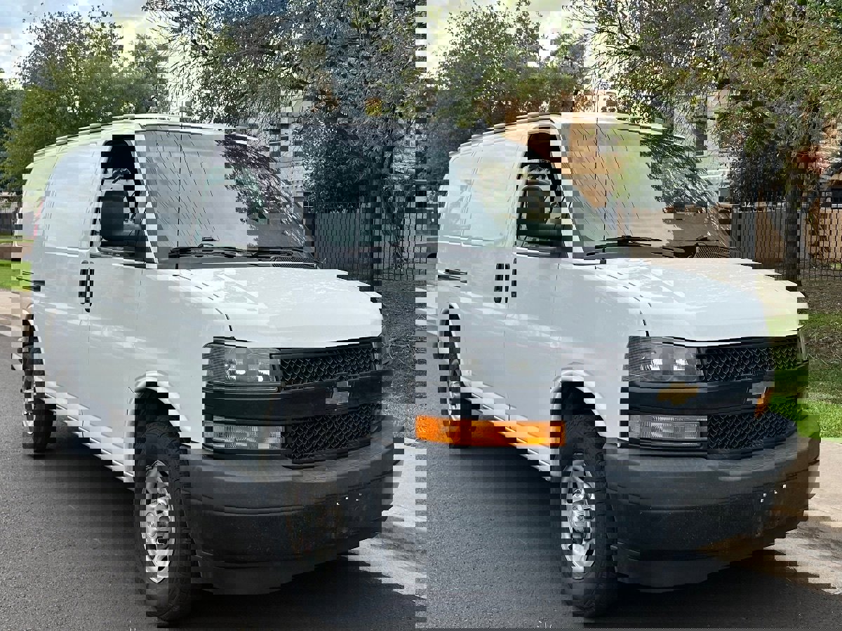 Used 2020 Chevrolet Express 2500 w/ Communications Package image 2