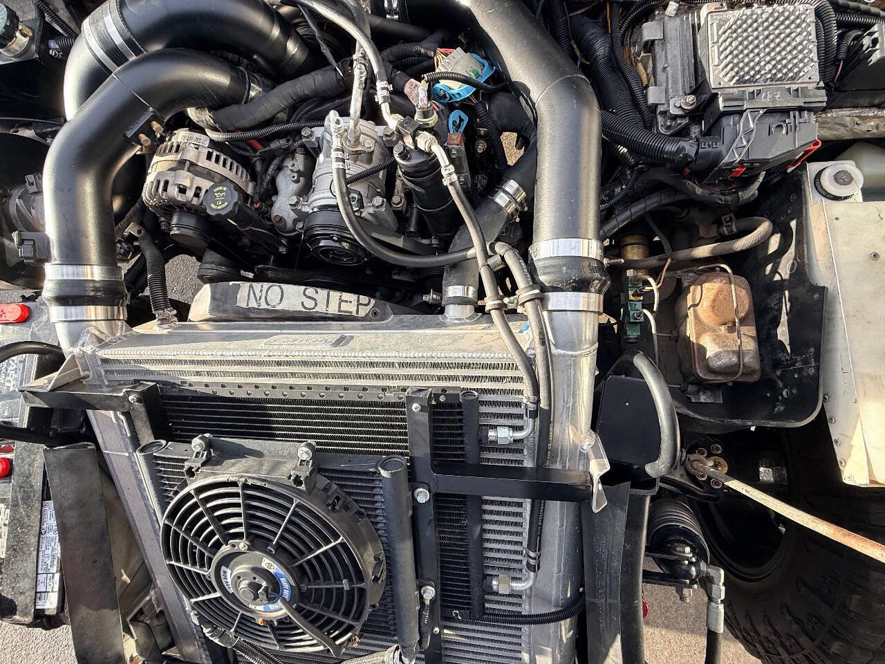 Used 1995 HUMMER H1 4-Door Wagon image 37