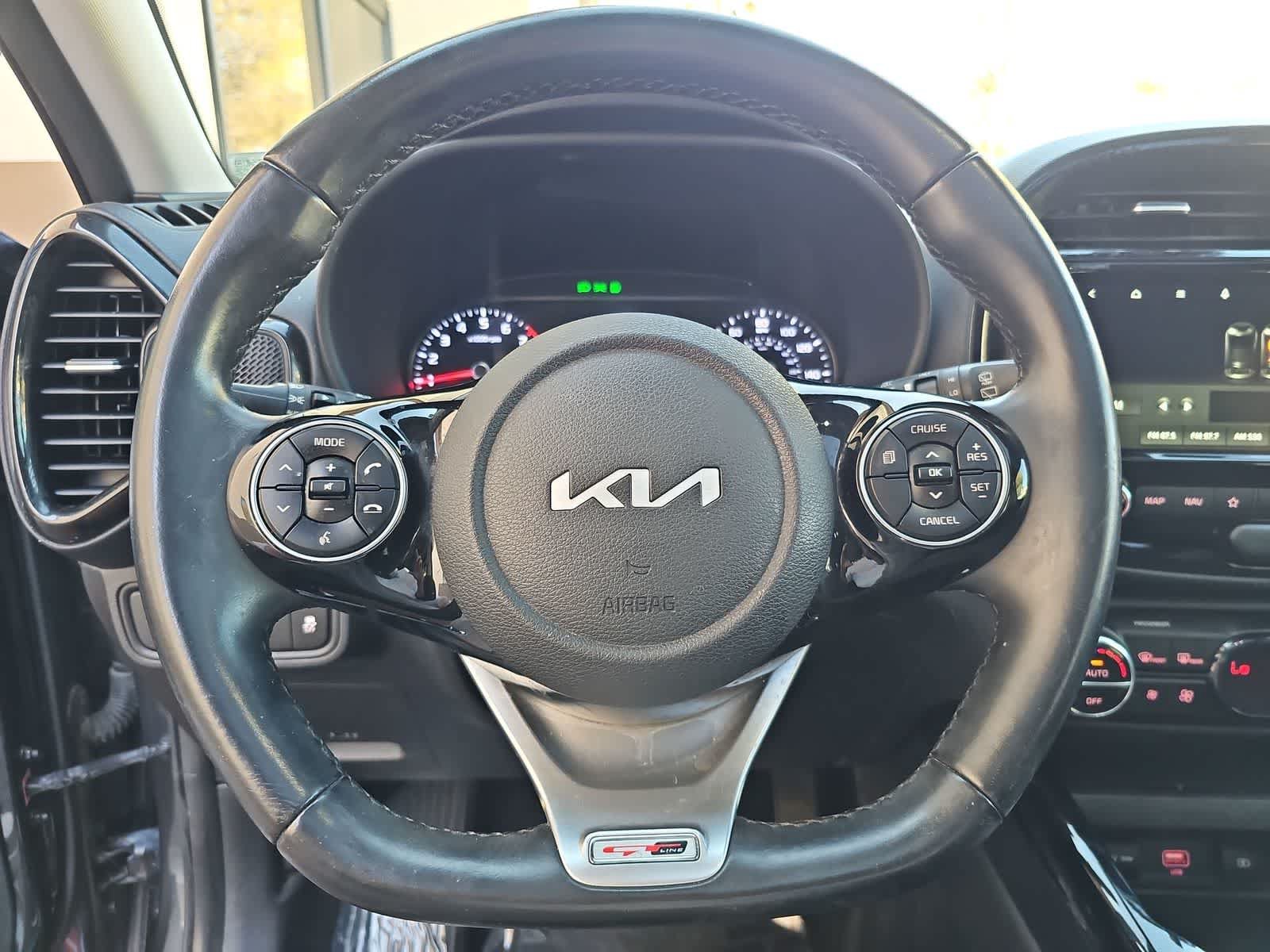 Used 2022 Kia Soul GT-Line FWD image 19