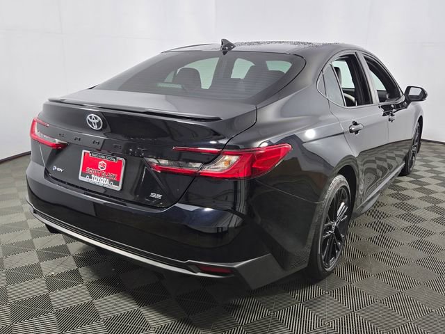 Used 2026 Toyota Camry SE image 8