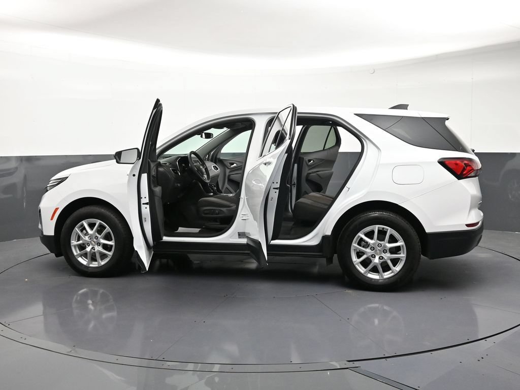 Certified 2024 Chevrolet Equinox LT AWD/4WD image 34