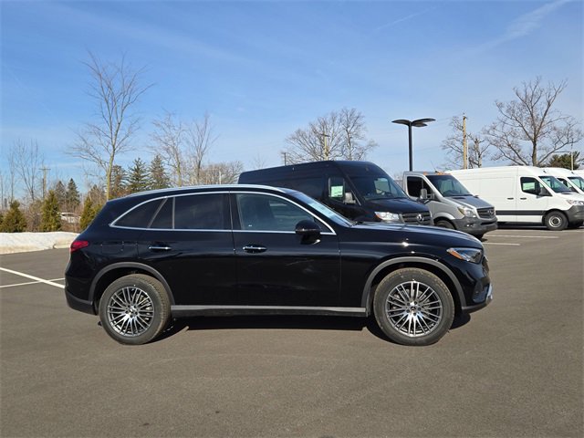 New 2026 Mercedes-Benz GLC 300 4MATIC image 2