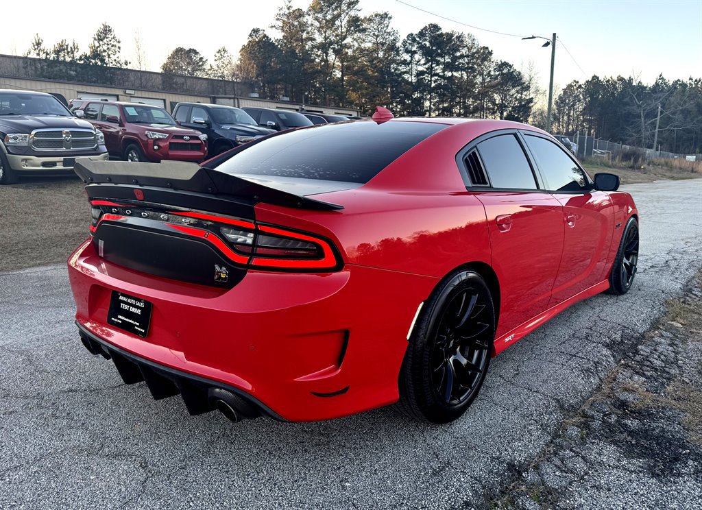 Used 2019 Dodge Charger Scat Pack RWD image 8