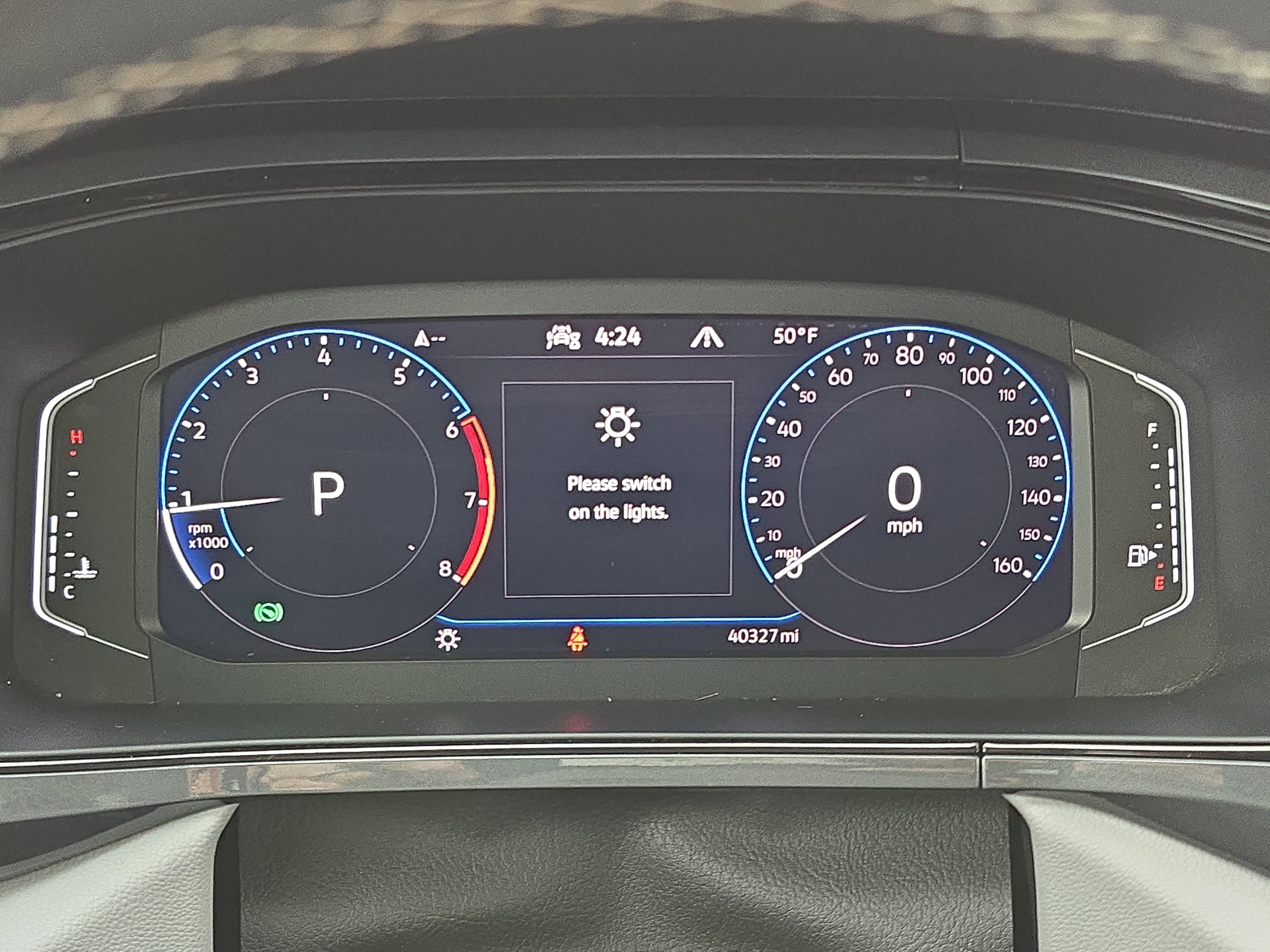 Certified 2022 Volkswagen Taos SEL w/ Panoramic Sunroof Package image 18