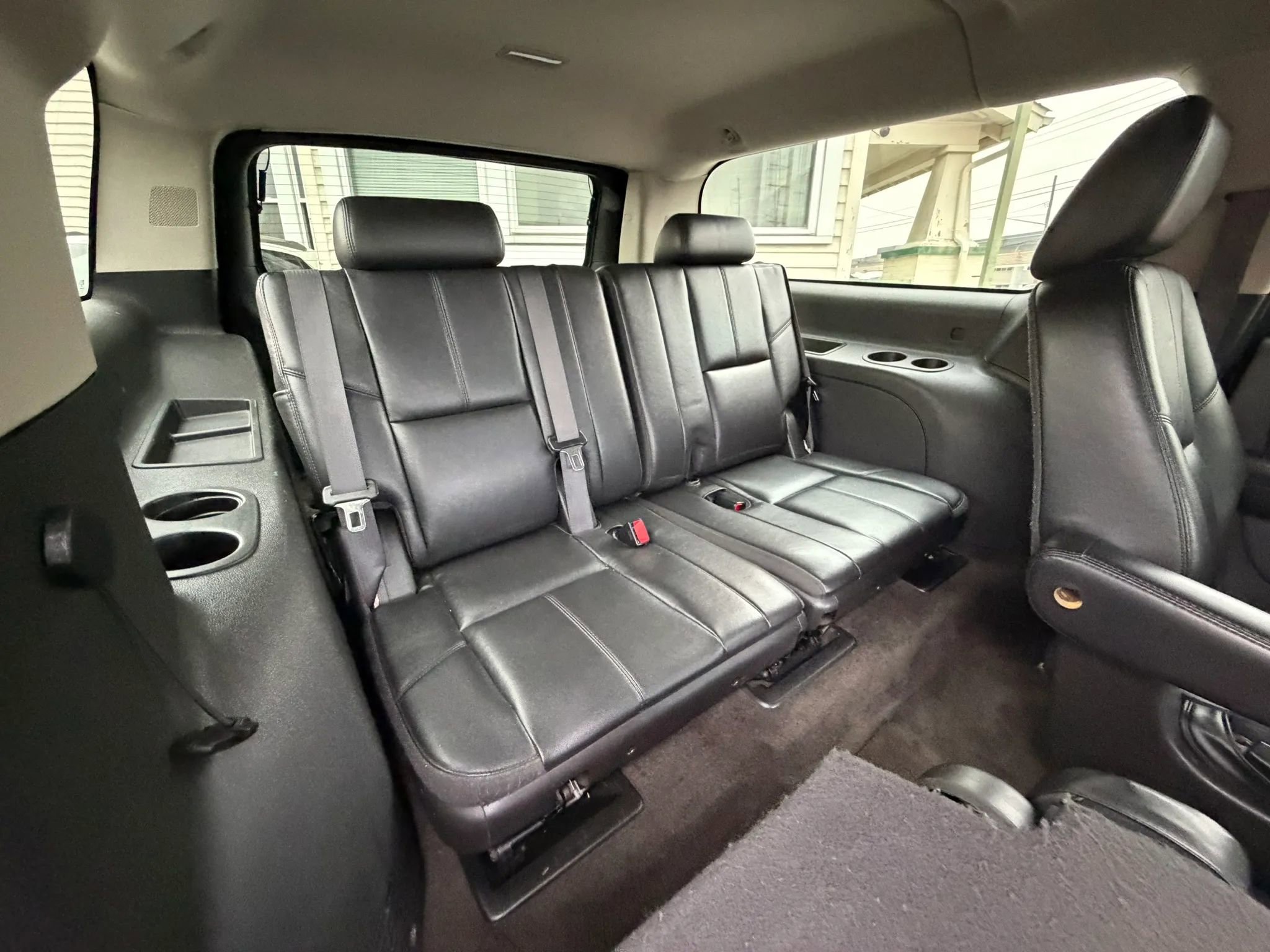Used 2013 Chevrolet Suburban LT w/ Luxury Package image 38