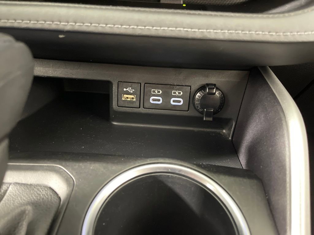 Used 2023 Toyota Highlander XLE image 30