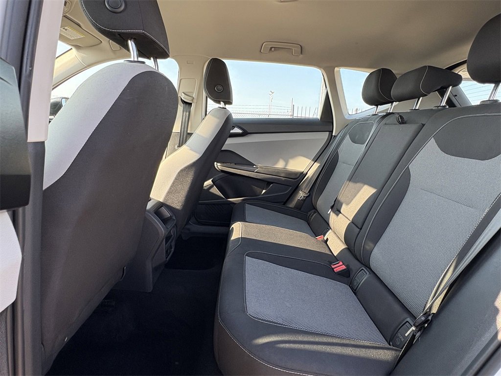 Used 2022 Volkswagen Taos S image 24