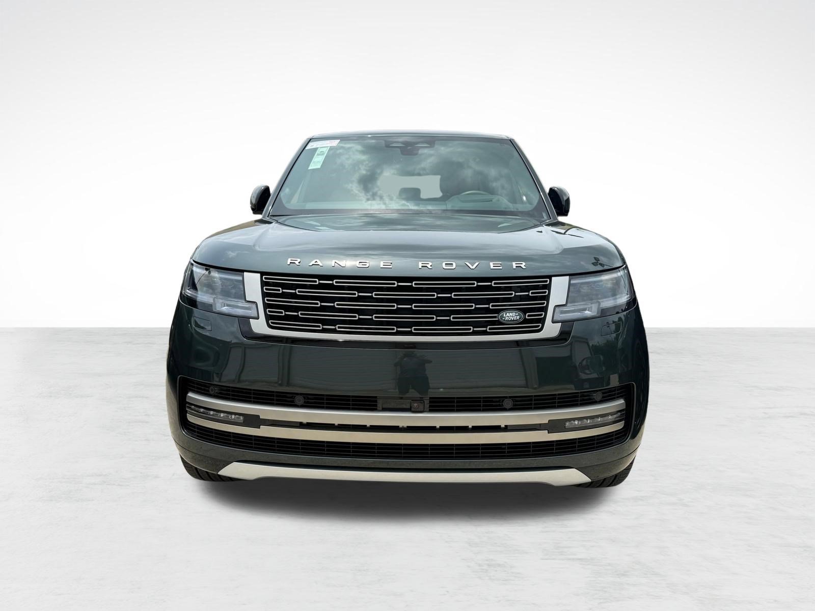 New 2026 Land Rover Range Rover Long Wheelbase SE AWD/4WD image 6