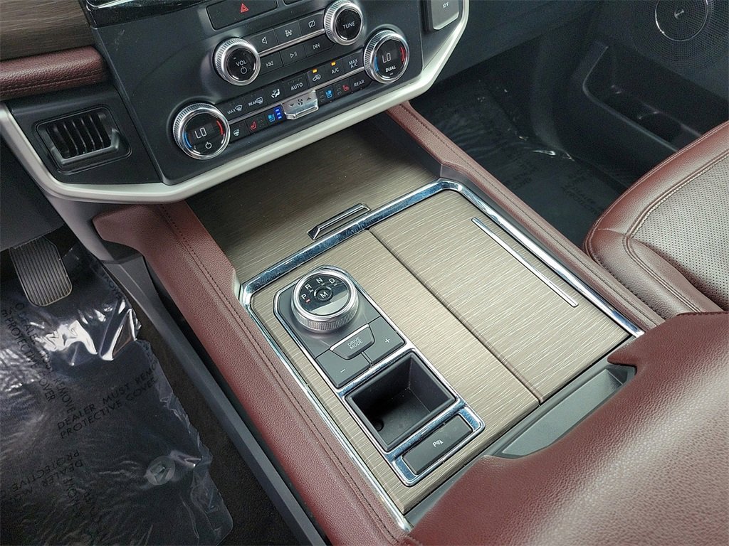 Used 2022 Ford Expedition Max Limited image 17