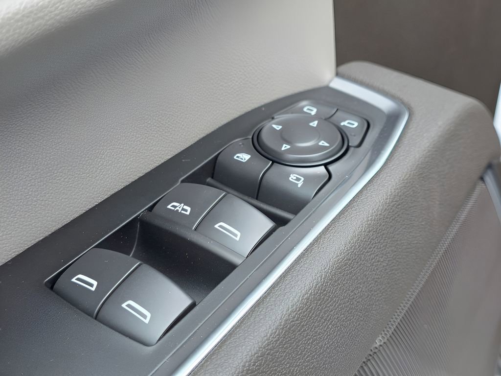 New 2026 Chevrolet Silverado 3500 LT w/ Convenience Package image 14