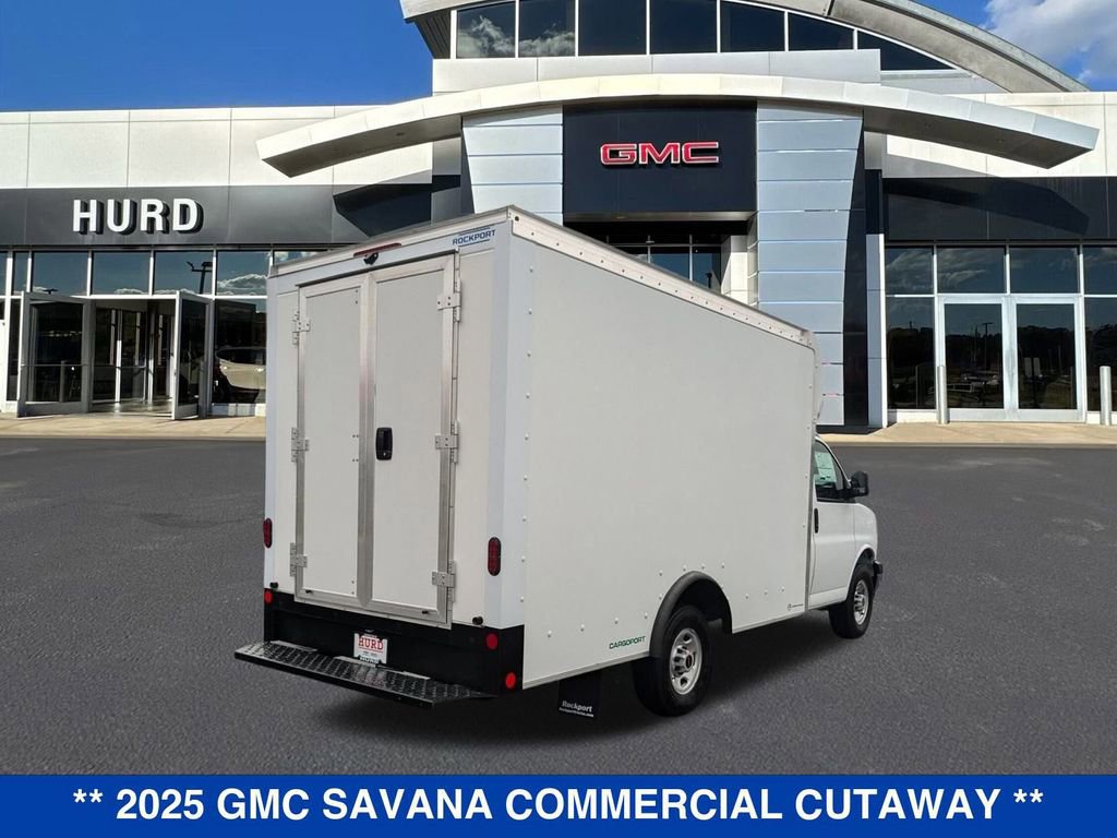 New 2025 GMC Savana 3500 Work Van w/ Power Convenience Package image 4