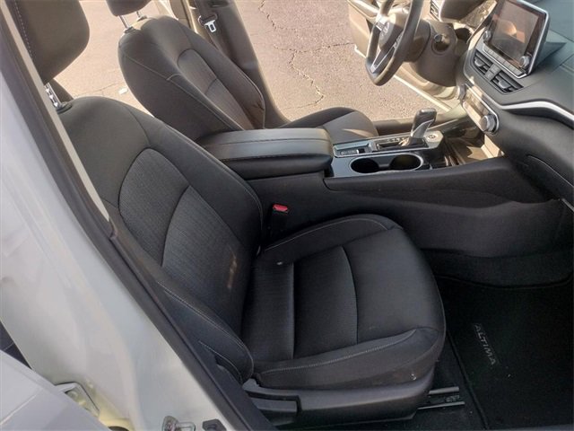 Used 2022 Nissan Altima 2.5 SV w/ SV Premium Package image 13
