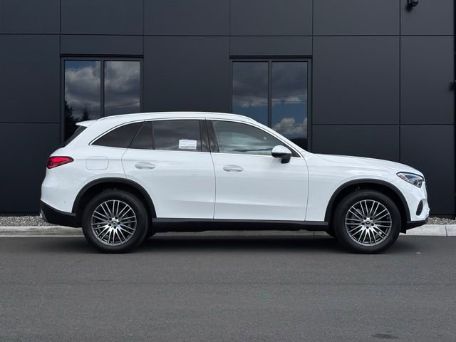 Used 2026 Mercedes-Benz GLC 300 4MATIC image 8