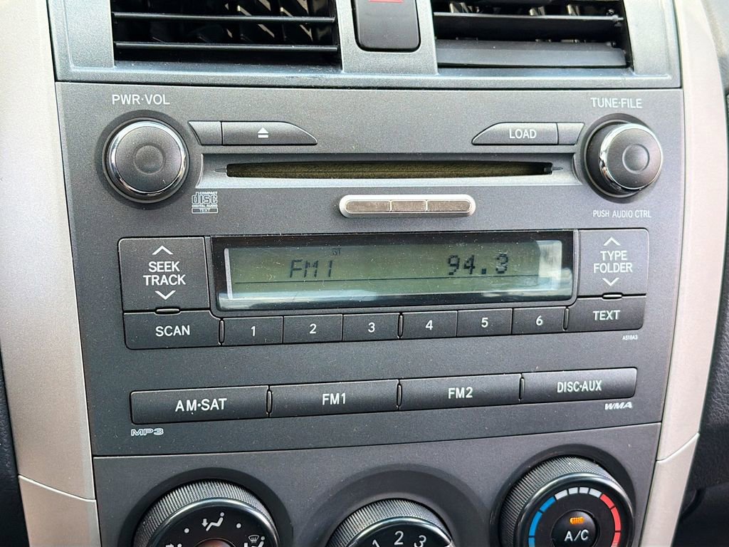 Used 2010 Toyota Corolla S image 14