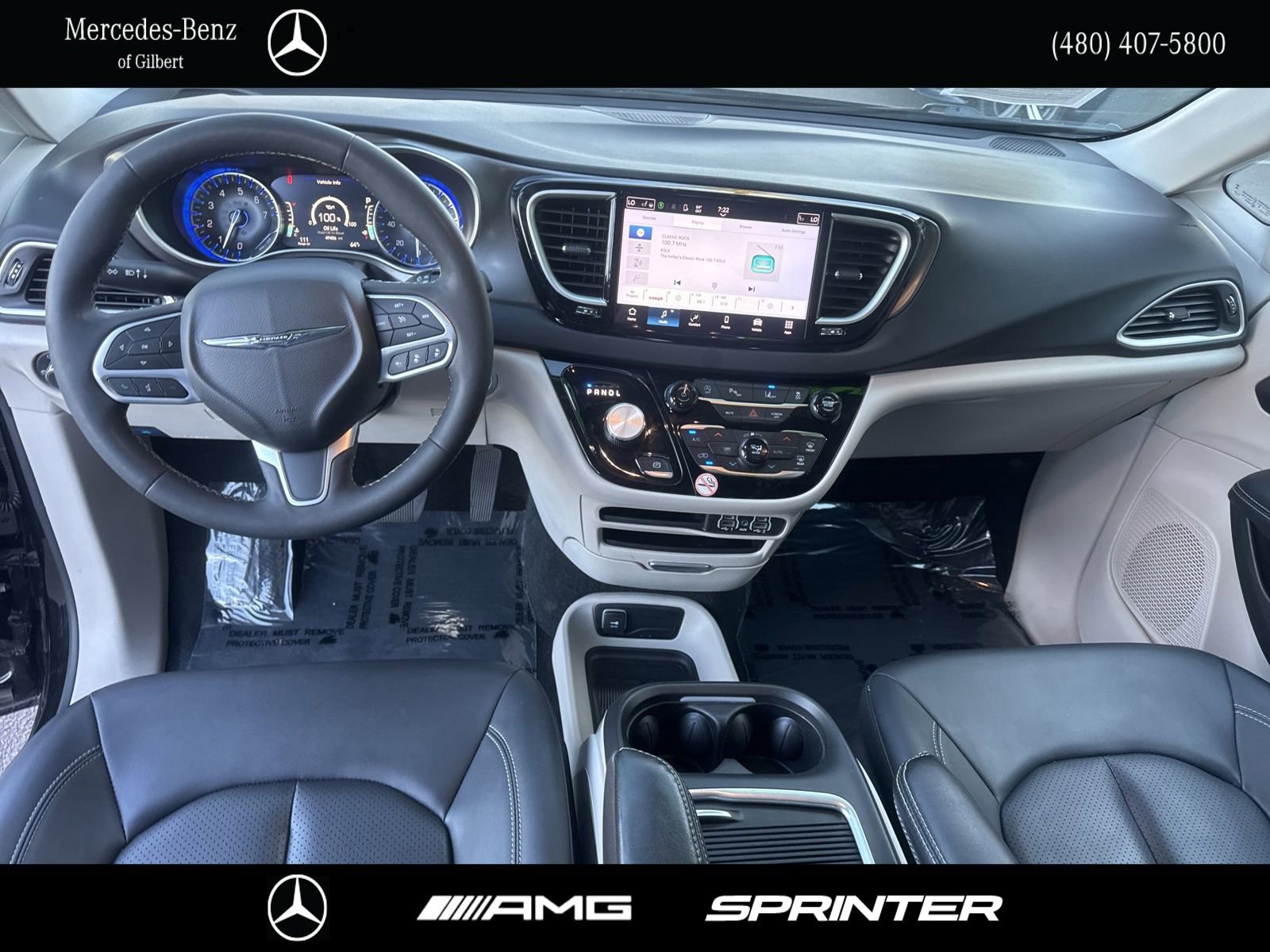Used 2024 Chrysler Pacifica Touring-L FWD image 21