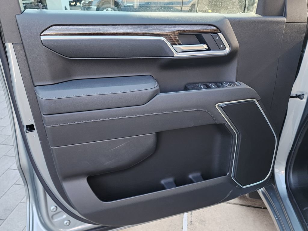 New 2026 GMC Sierra 1500 Elevation image 14