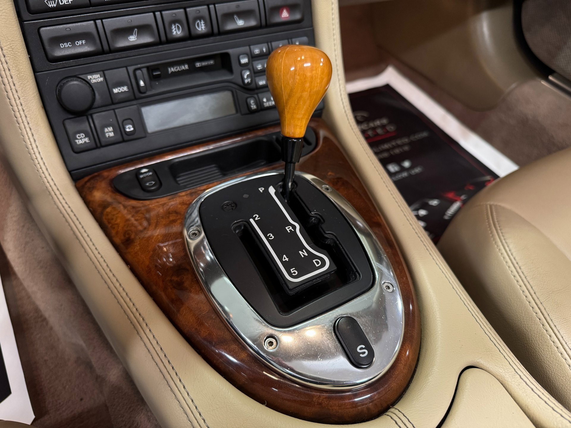 Used 2003 Jaguar XK8 Convertible image 25