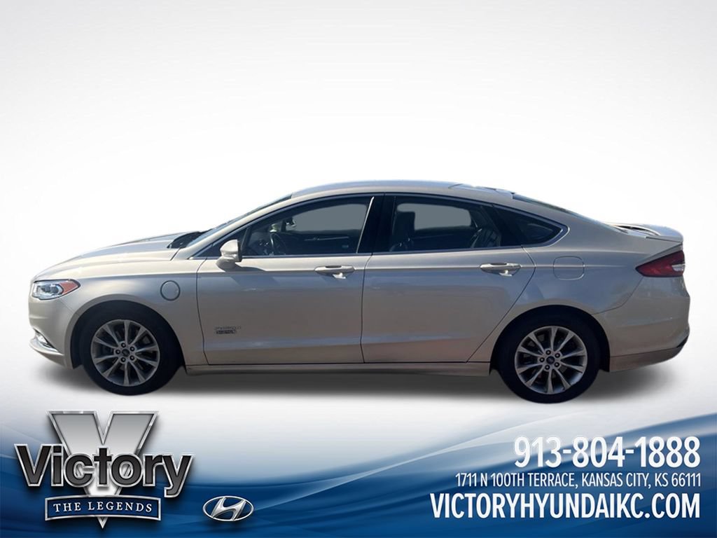 Used 2017 Ford Fusion Energi Titanium FWD image 8