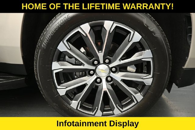 Used 2021 Chevrolet Tahoe LT w/ Luxury Package AWD/4WD image 46
