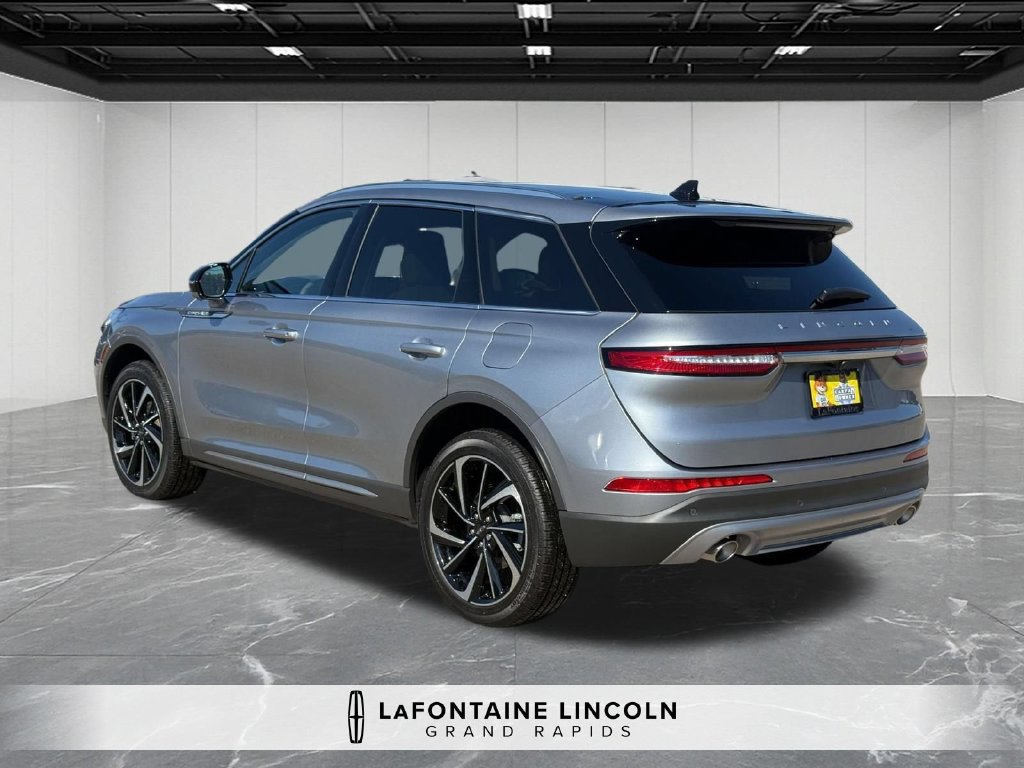Certified 2024 Lincoln Corsair Reserve w/ Equipment Group 201A AWD/4WD image 3