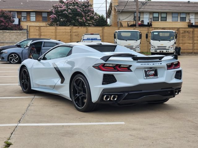 Used 2021 Chevrolet Corvette Stingray Preferred Conv w/ Z51 Performance Package RWD image 3