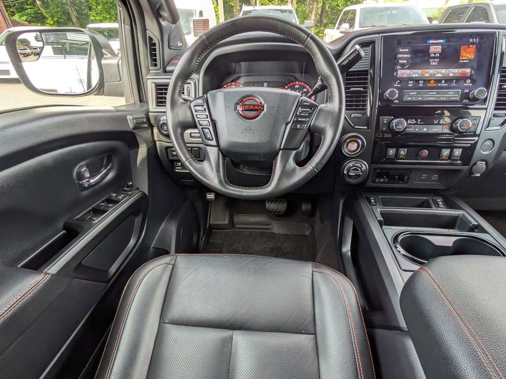 Used 2023 Nissan Titan PRO-4X w/ Pro-4x Convenience Package AWD/4WD image 15